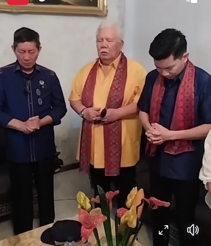 Mohon Hikmat Tuhan, Pendaftaran Paslon Imba-Ivan ke KPU Manado Dihantar dalam Doa Bersama