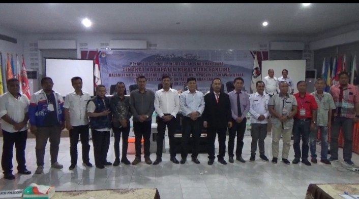 Pengawasan Rapat Pleno Rekapitulasi Penghitungan Suara di Pilkada Sangihe