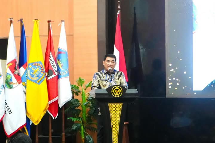 Serah Terima Kepala BPK RI Sulut, Gubernur Yulius Ajak Semua Berkolaborasi Majukan Daerah dalam Konteks Keuangan
