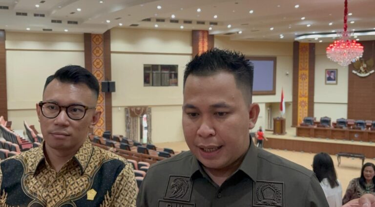 Ketua Komisi I Braien Waworuntu Pantau Persiapan Paripurna Penyambutan Gubernur dan Wagub  YSK-VM