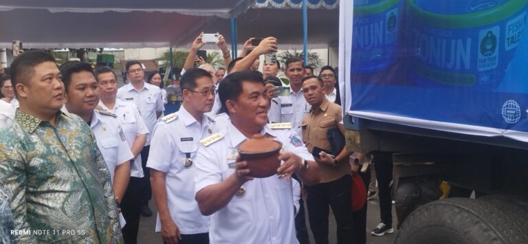 Hengky-Randito dampingi Gubernur Sulut Lepas Ekspor Perdana Produk Tuna Ramah Lingkungan PT. Samudra Mandiri Sentosa
