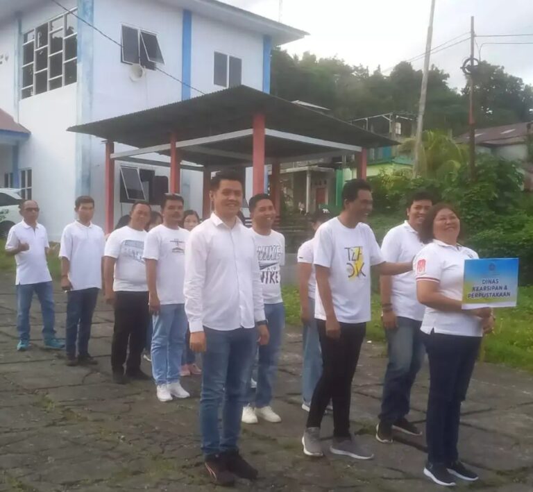 Kadis Kearsipan Sitaro Ajak Seluruh Staf Ramaikan HUT Daerah Ke-18.