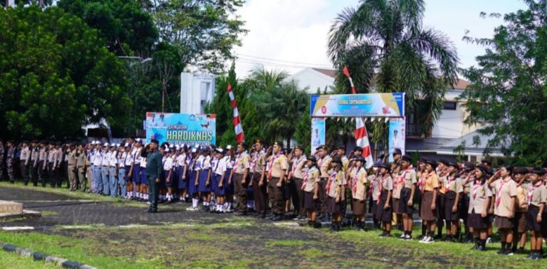 Pemda Sitaro Gelar Upacara Peringati Hari Otonom dan Hardiknas