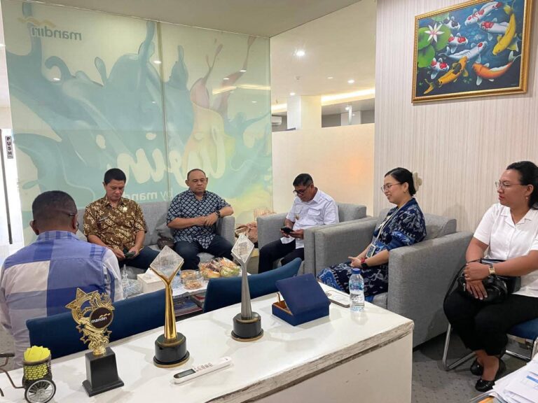 Koordinasi Dengan Bank Mandiri, Pemda Sitaro Percepat Penyaluran Bantuan Erupsi