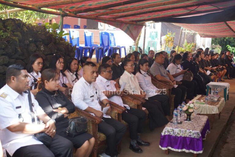 Ini Pesan Bupati, Saat Melayat di Rumah Duka Kel. Pontolondo-Luas