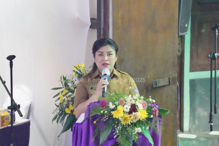 Bupati Sitaro Melayat dan Sampaikan Ungkapan Dukacita di Keluarga Kakalang – Tamus.