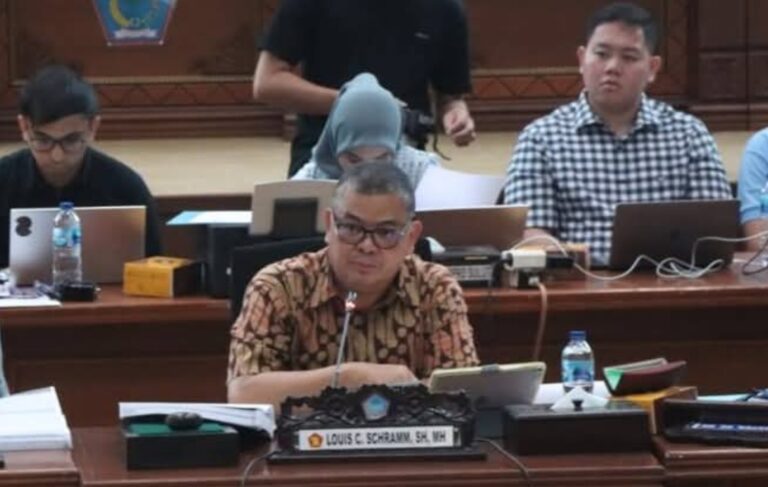 Bahas Ranperda RPJMD, Louis Schramm Soroti Anggaran di Dinas Kebudayaan Tak Masuk Akal
