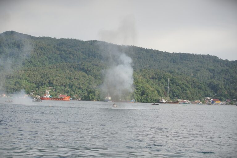 Bunyi Ledakan Sebagai Tanda Dimulainya Sailing Pass FPSL 2025