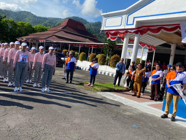 Peka Ibu Sinode GMIST Gelar Gerak Jalan, Dibuka Bupati Sangihe