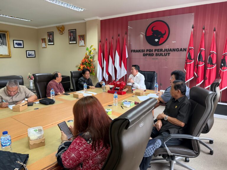 Rocky Wowor : Fraksi PDI Perjuangan Mendukung Semua Program Kerakyatan Gubernur YSK