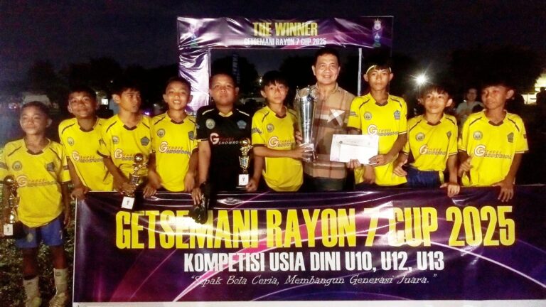 Penutupan Turnamen Sepak bola Getsemani rayon 7 Cup tahun 2025 Usia Dini, Berlangsung Meriah di Lapangan Sari Cakalang Kota Bitung