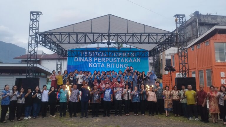 Buka Festival Literasi 2025 di Kota Bitung, Randito Maringka: Perpustakaan Harus Menjadi Ruang Belajar Tanpa Batas
