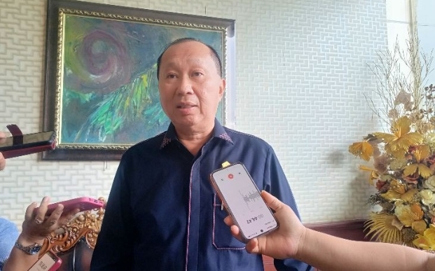 Tonny Supit : Bersama PDI Perjuangan Sitaro Kita Bantu Korban Bencana