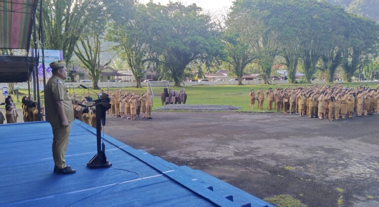 Wabup Tendris Bulahari Pimpin Apel Perdana Bulan Februari