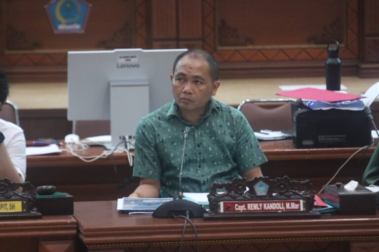 Capt Remly Kandoli Usulkan Ada Perda Pohon Kelapa